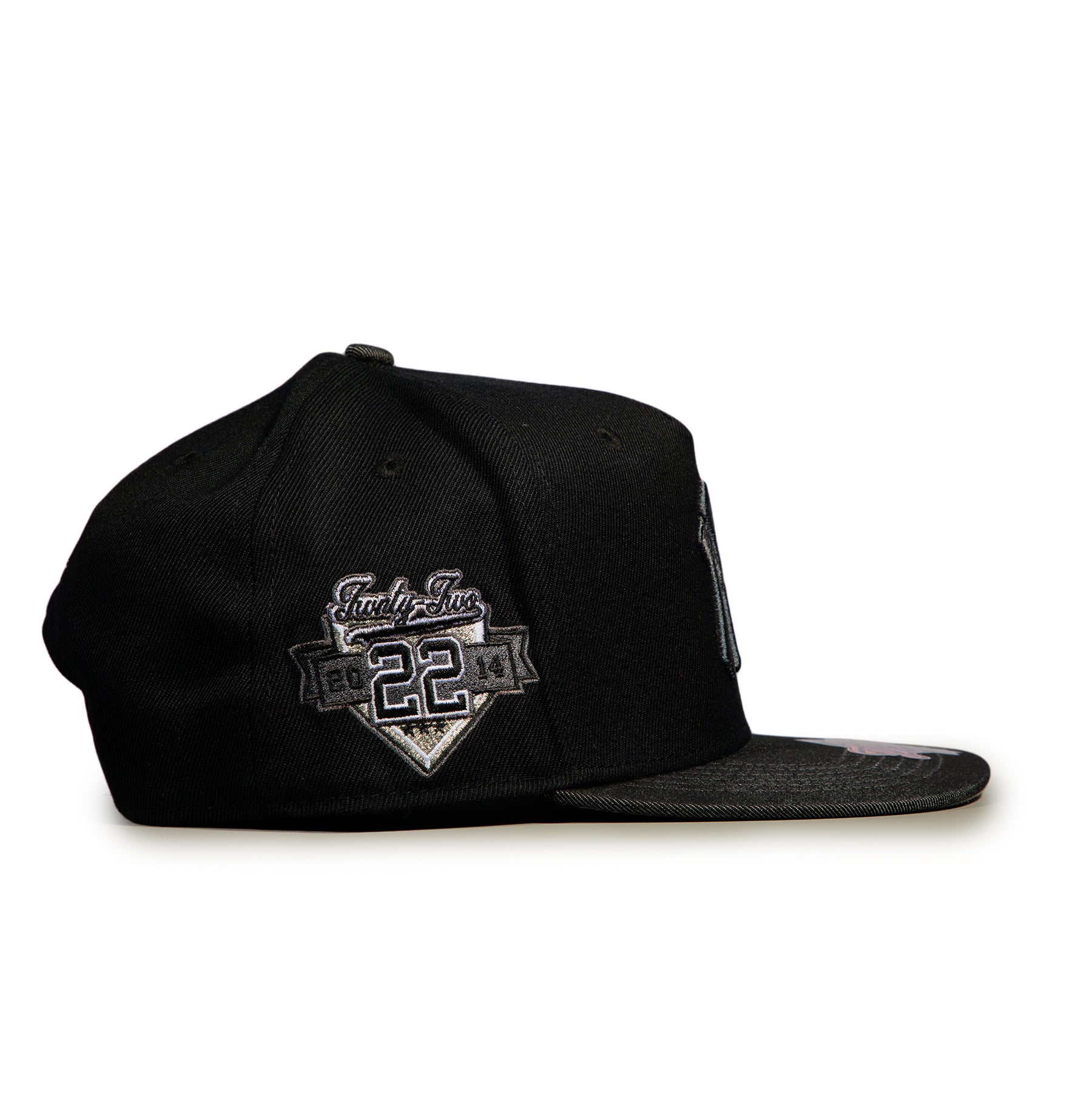 TWNTY TWO - Snapback Hats | Street-Inspired Designs | New