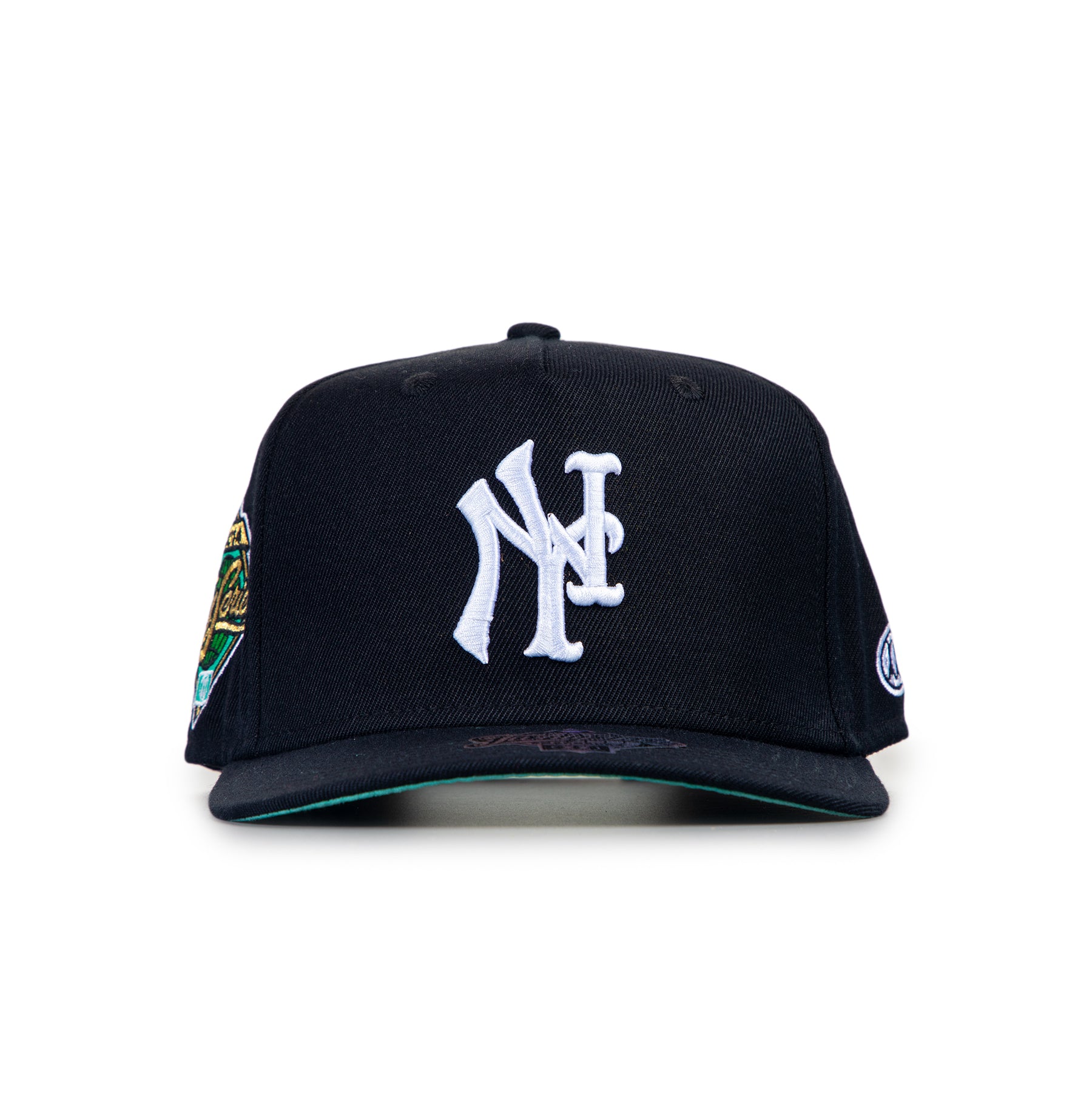 TWNTY TWO - Snapback Hats | Street-Inspired Designs | New York