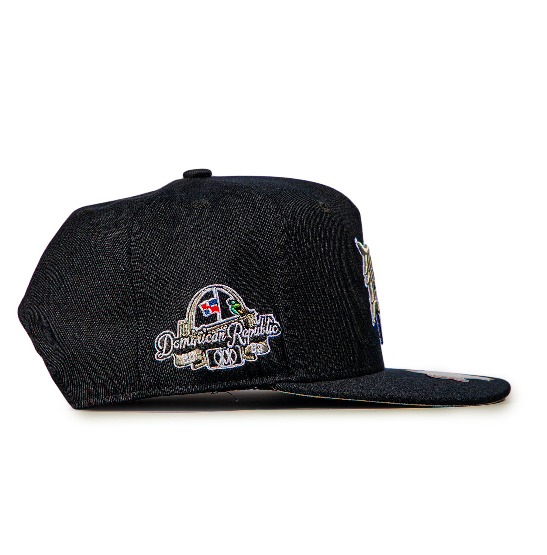 DR Oct $22 Day (black/silver)